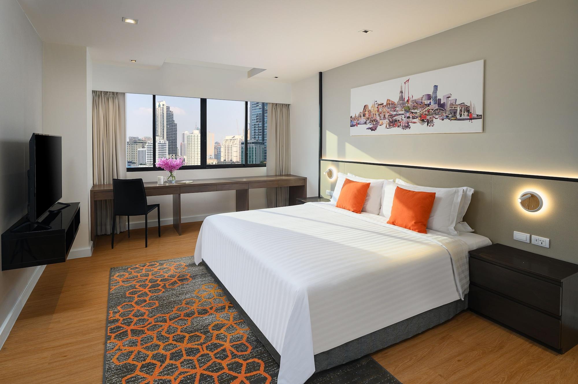 Parkroyal Suites Bangkok Exterior photo