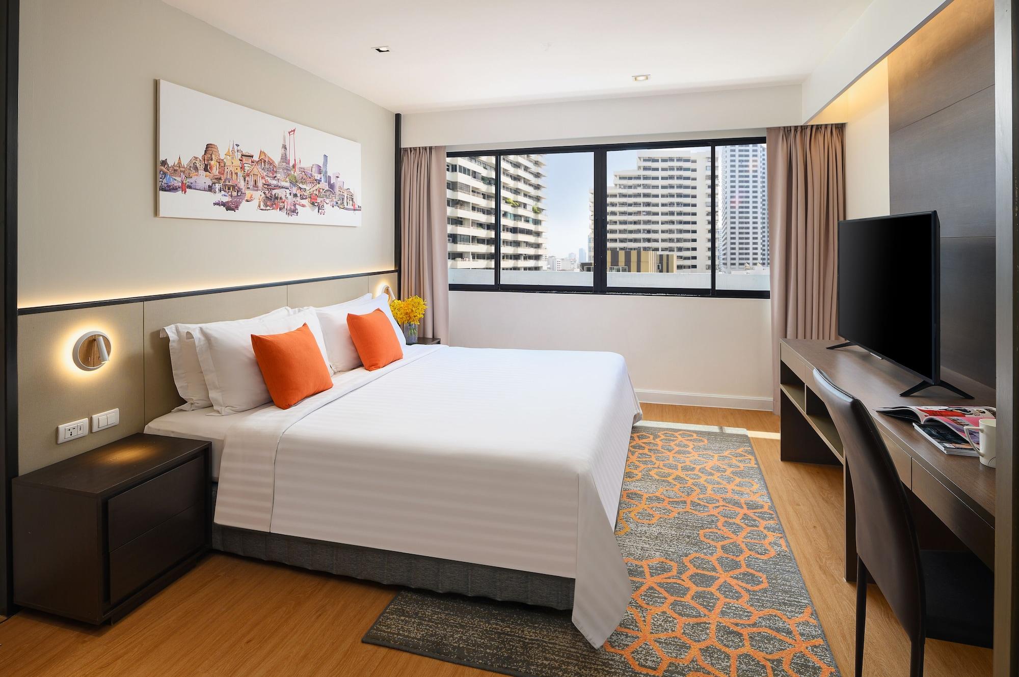 Parkroyal Suites Bangkok Exterior photo