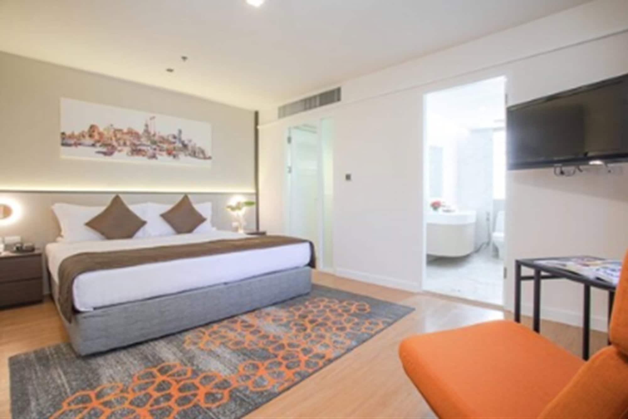 Parkroyal Suites Bangkok Exterior photo