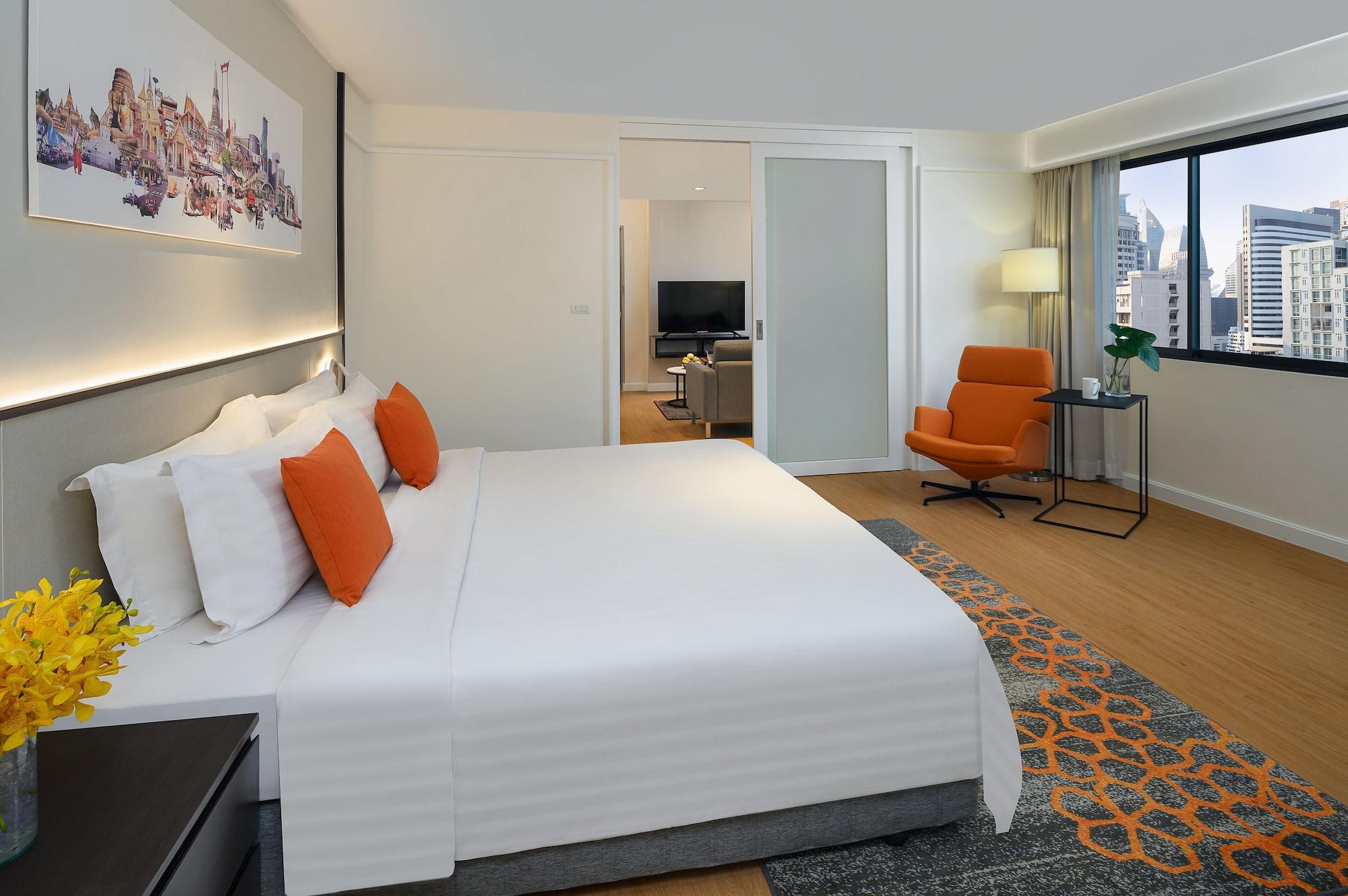 Parkroyal Suites Bangkok Exterior photo