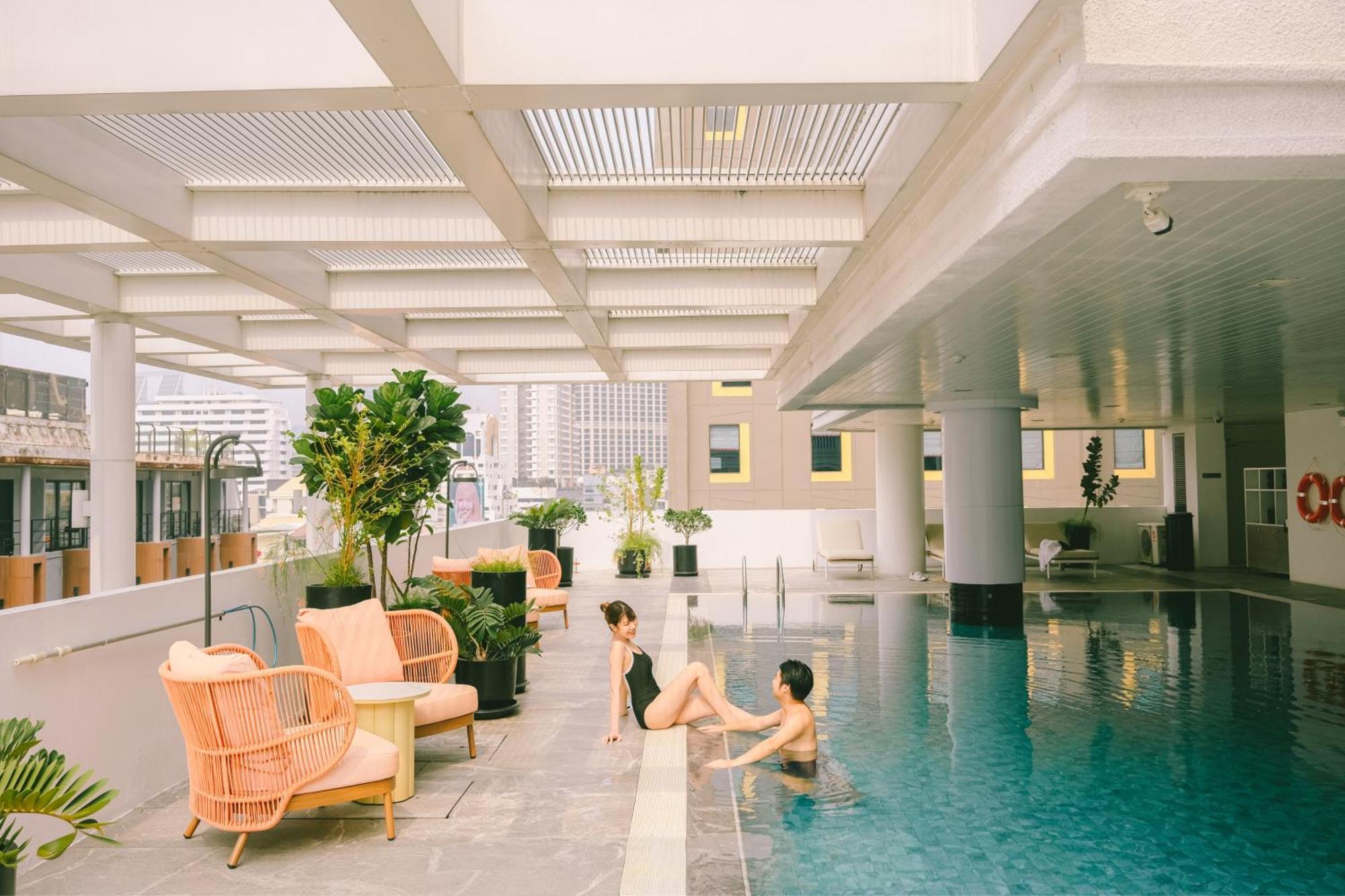 Parkroyal Suites Bangkok Exterior photo