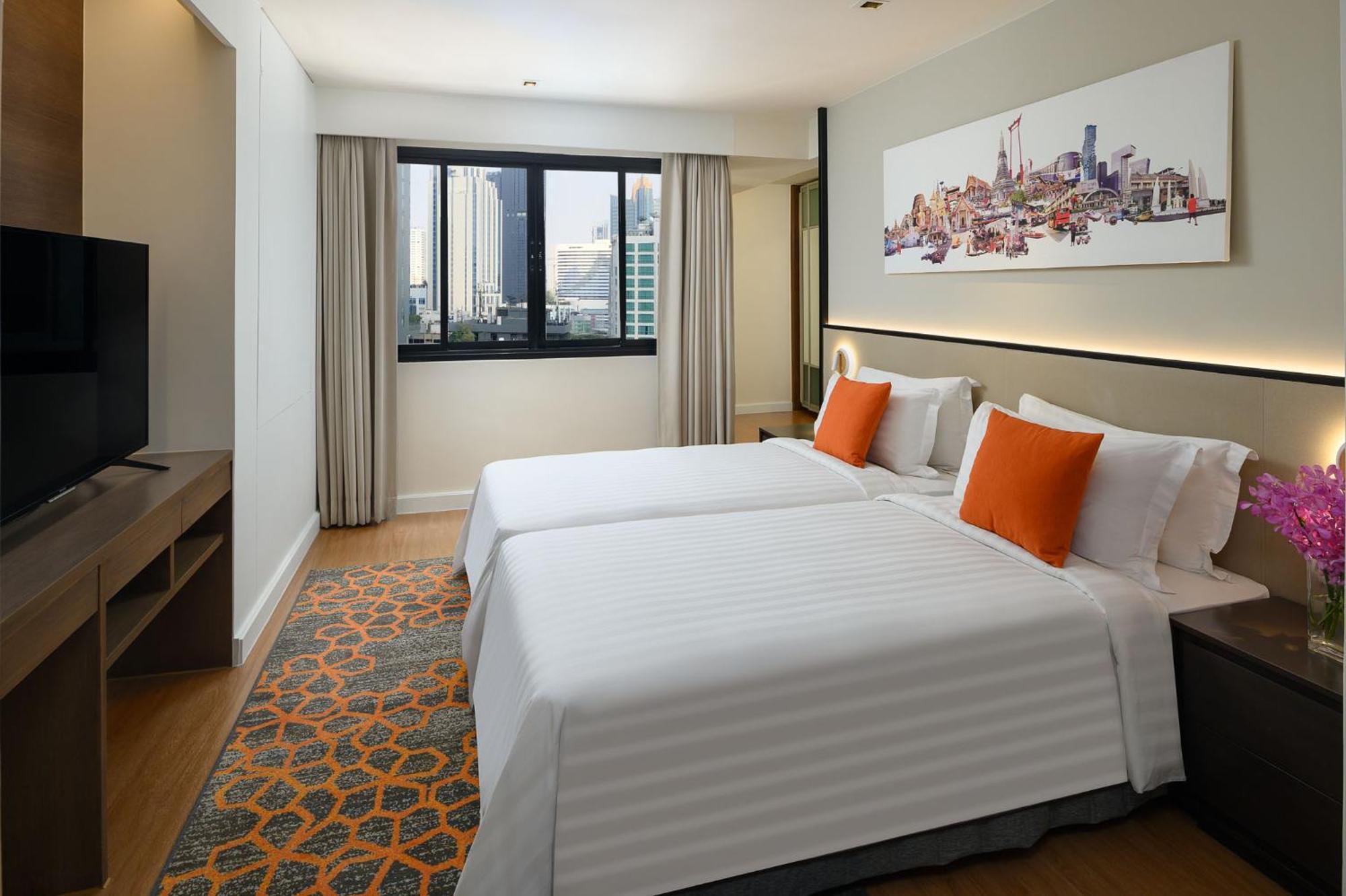 Parkroyal Suites Bangkok Exterior photo